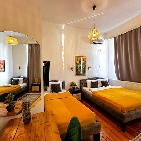 The Only One Apartments Ni Exterior foto