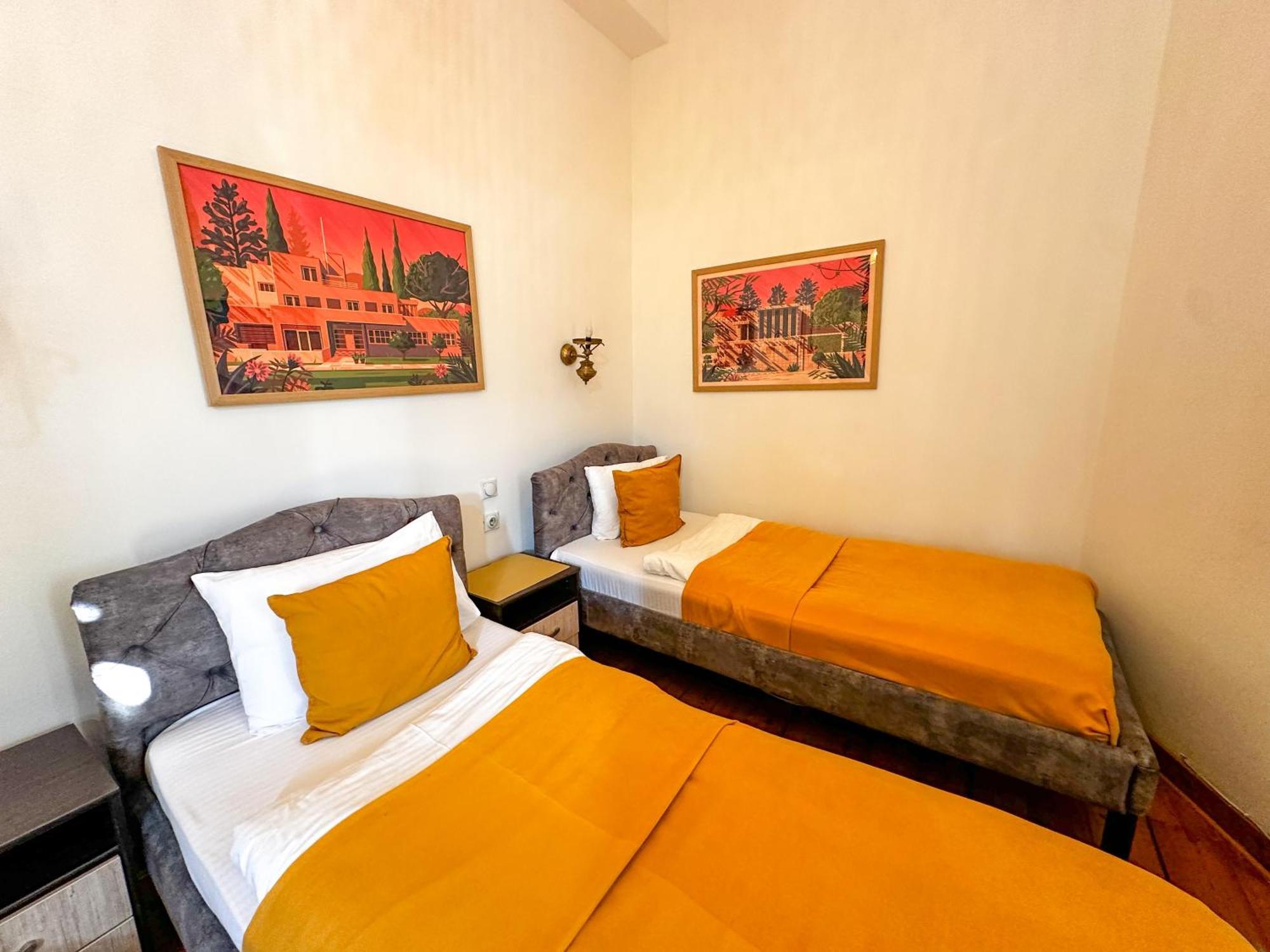 The Only One Apartments Ni Exterior foto