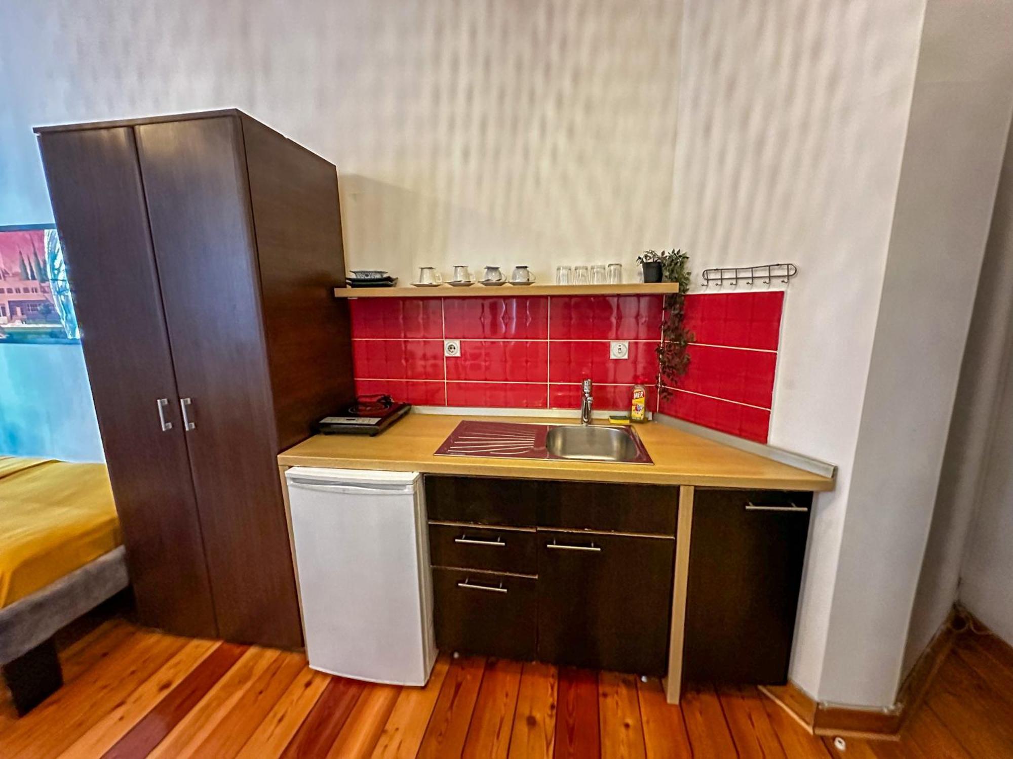 The Only One Apartments Ni Exterior foto