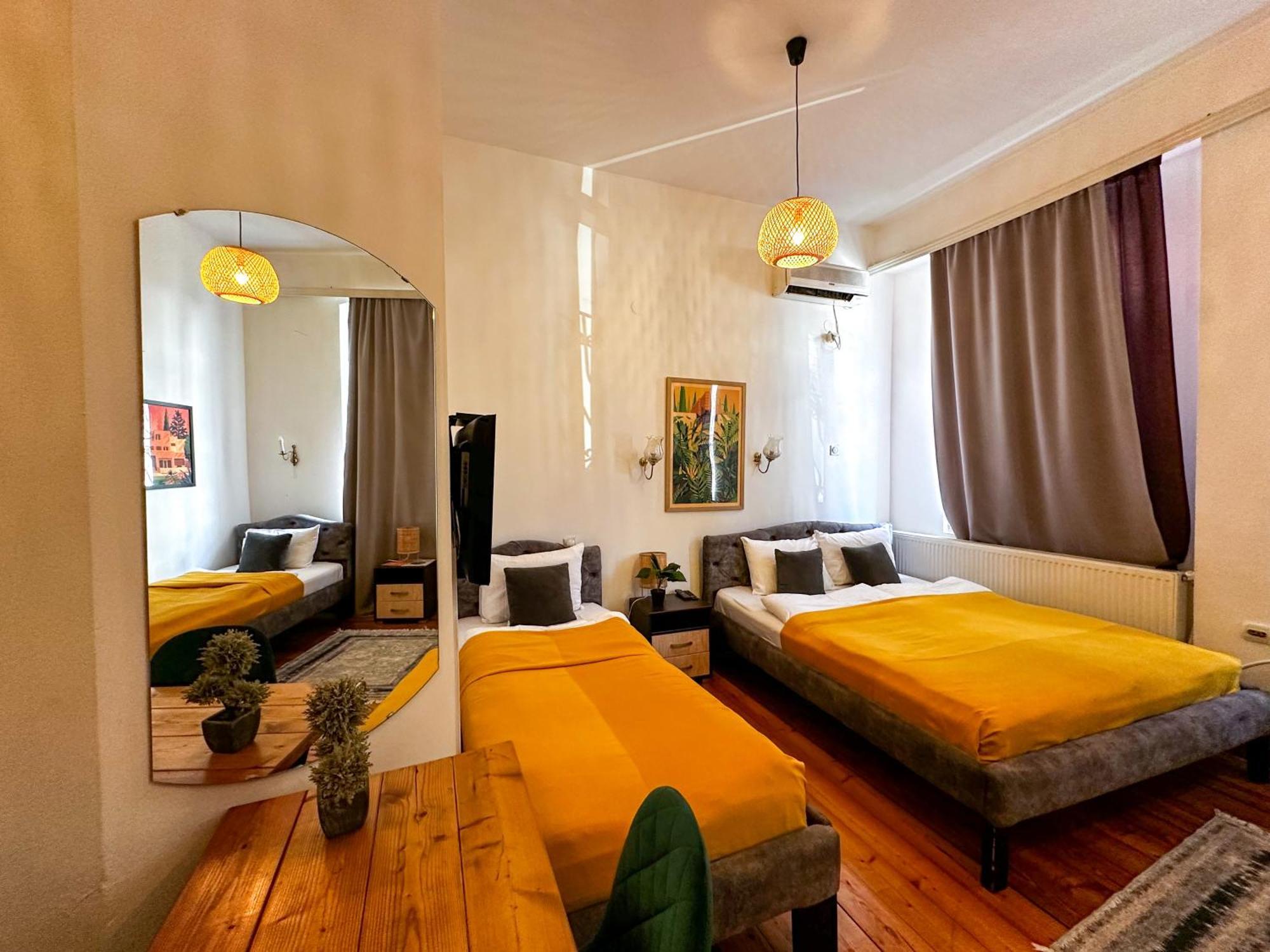 The Only One Apartments Ni Exterior foto